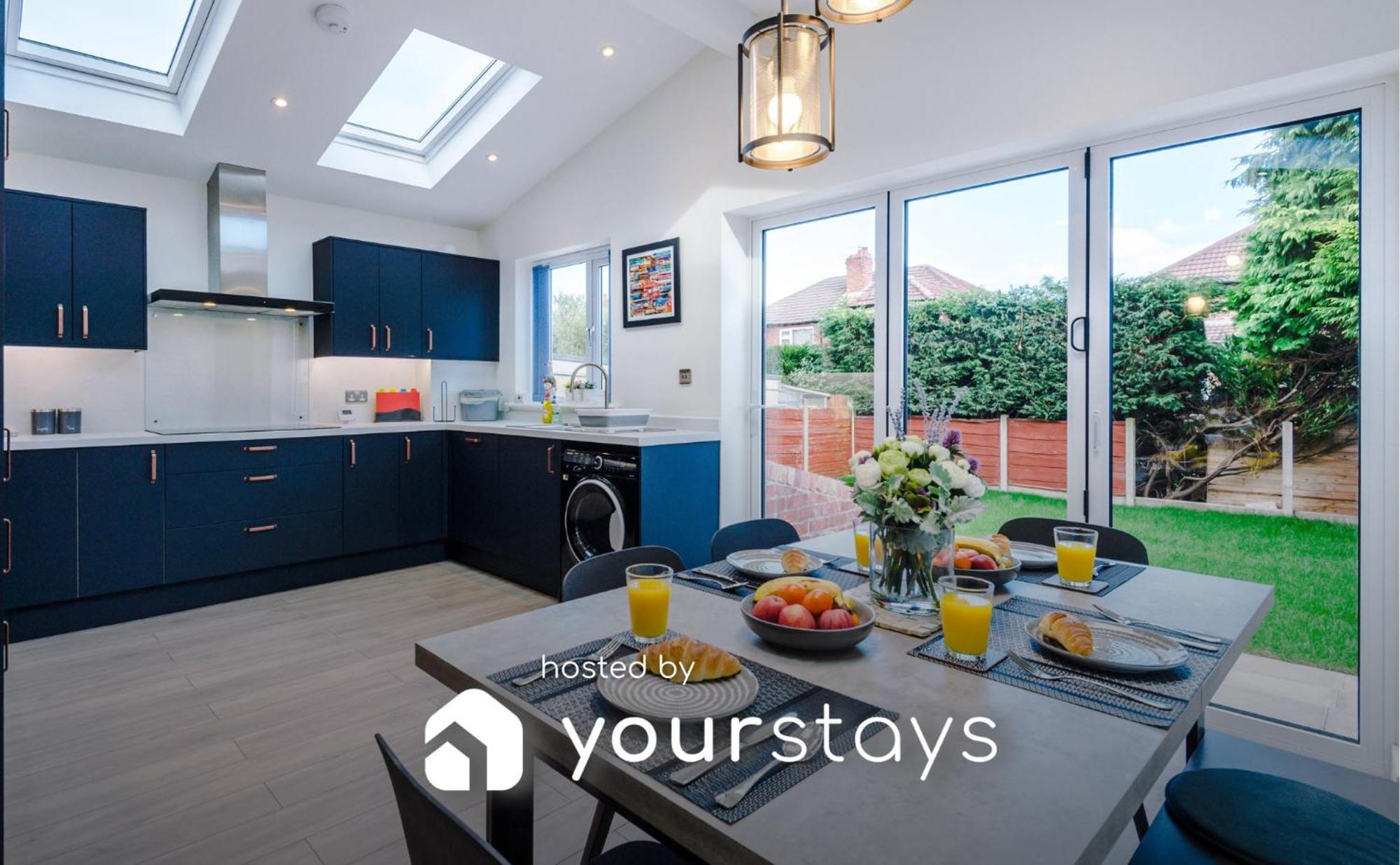 Sandileigh House By Yourstays - Luxurious 3 Bedroom House In Altrincham Bagian luar foto